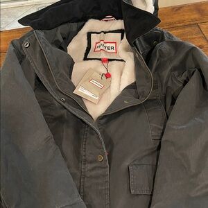 NWT HUNTER long winter hooded coat Ellie Waxed Like Padded Parka Black M
